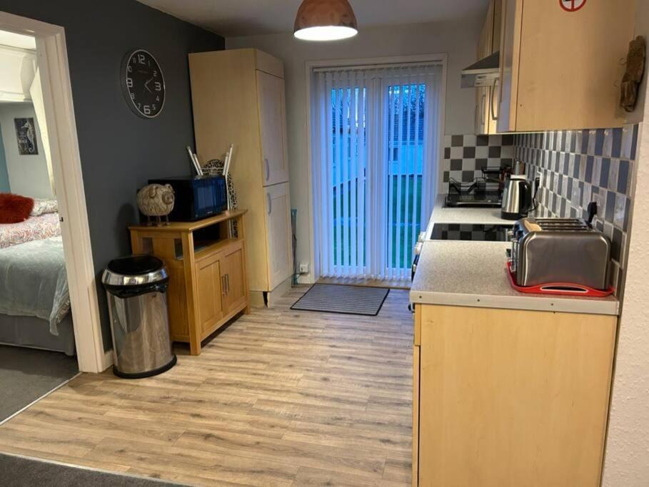 Gorgeous Gower Chalet Swansea Luaran gambar